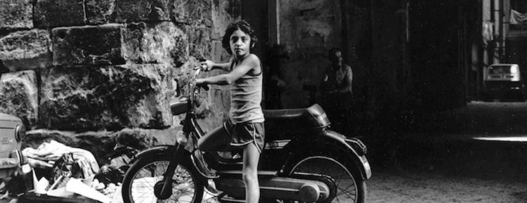 Photos de rue dans des villes étrangères. Photos de rue dans des villes étrangères.
